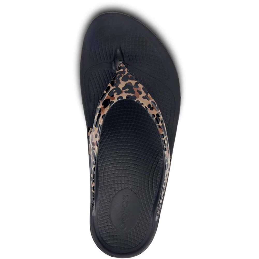OOFOS Women's OOlala Limited Sandals - Leopard 4 OOFOS Women's OOlala Limited Sandals - Leopard - Image 2